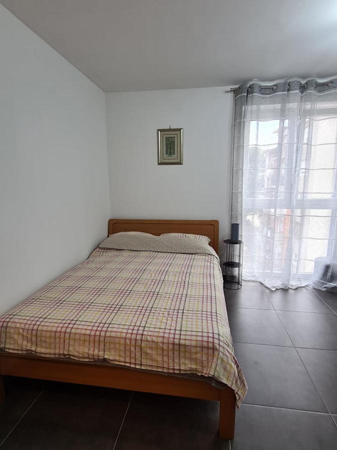 Valkane Beach Studio Apartment Pula Exterior foto